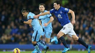 Premier Lig'in en fazla forma giyen oyuncusu Gareth Barry, futbolu bıraktı