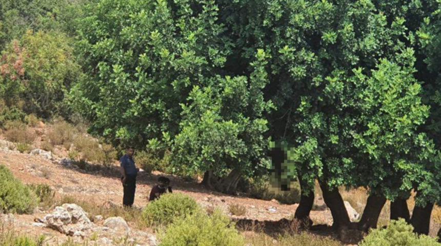 Korkun&ccedil; olay! &lsquo;Dağlık alana gidiyorum' diye evden &ccedil;ıktı, ağaca asılı cesedi bulundu