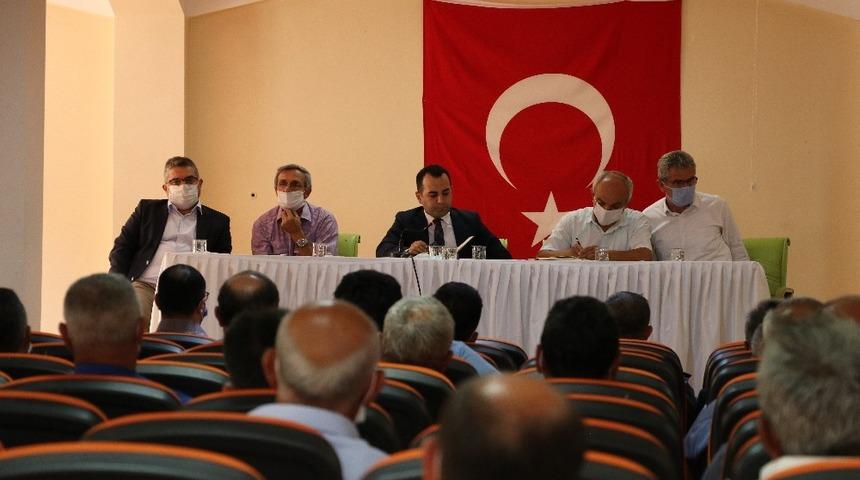 Kaymakam &Ccedil;elik&rsquo;ten muhtarlara: "Bizi her zaman arayabilirsiniz"