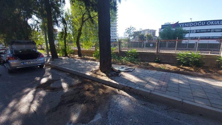 Ağaca çarpan otomobil sürücüsü hayatını kaybetti G3