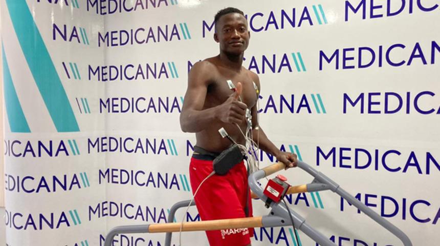 Casimir Ninga sağlık kontrolünden geçti