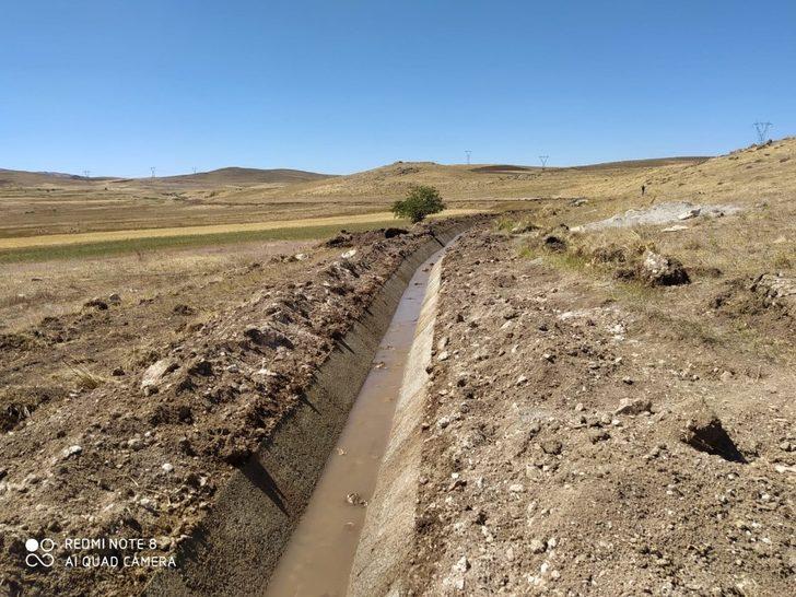 Çolpan’da 3,5 kilometre uzunluğunda sulama kanalı yapıldı G4