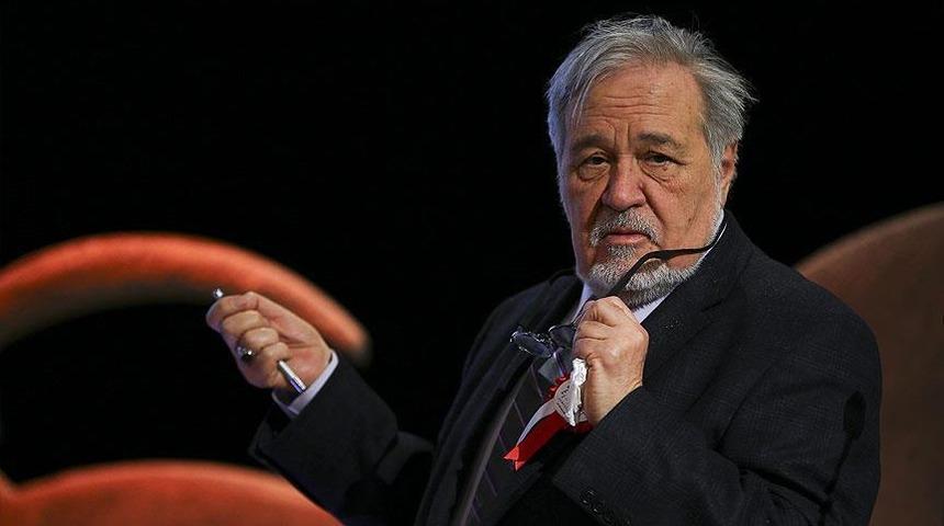 İlber Ortaylı'dan deprem bölgesi için kritik çağrı! 'Bir hafta daha tatil verilmeli ki...'