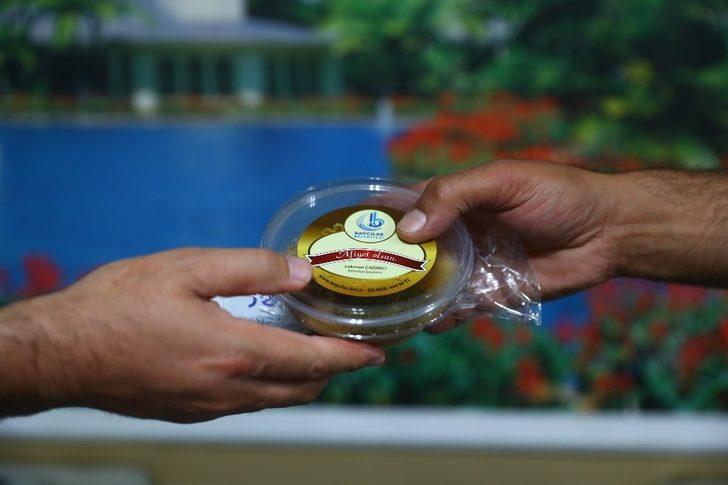 Bağcılar’da 15 bin kap aşure ikram edildi G3