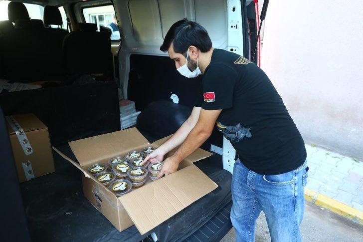 Bağcılar’da 15 bin kap aşure ikram edildi G4