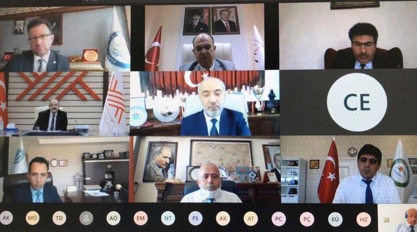 7 Aralık &Uuml;niversitesinden Dijital D&ouml;n&uuml;ş&uuml;m projesi&rsquo;ne destek