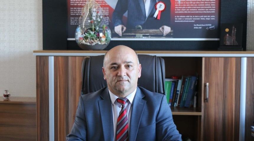 Korona virüsü tedavisi gören şube müdürü, kalp krizi geçirip öldü