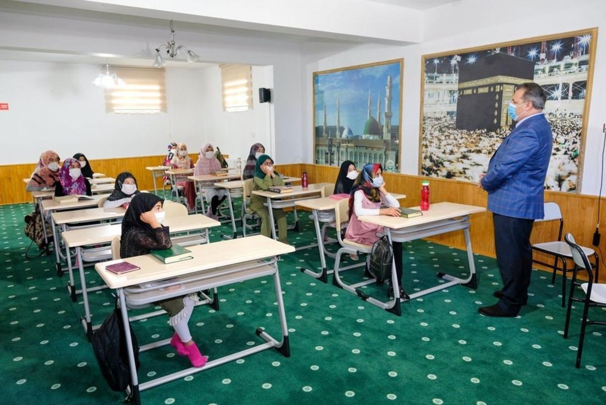 M&uuml;ft&uuml; &Ccedil;akır&rsquo;dan geleceğin hafızlarına ziyaret
