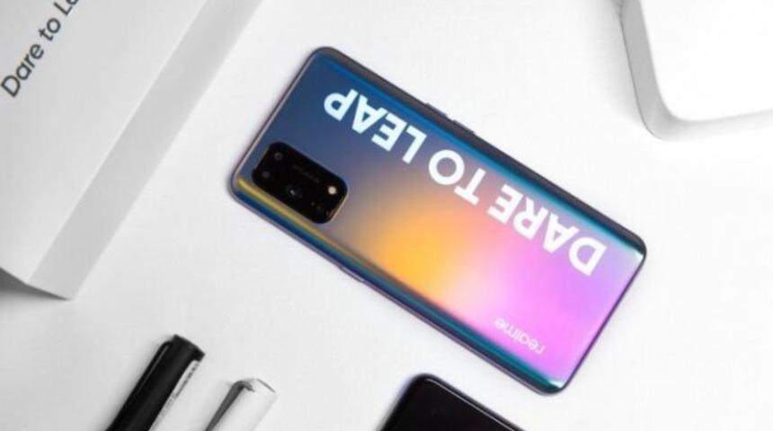 Realme X7 modeli i&ccedil;in &ouml;zel bir versiyon tasarlıyor