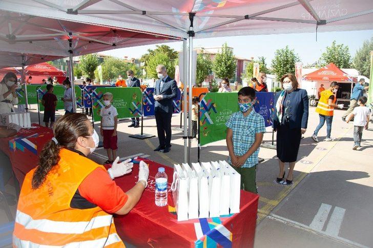 Büyükşehir belediyesi’nin öğrencilere yönelik hijyen dersi sürüyor G2