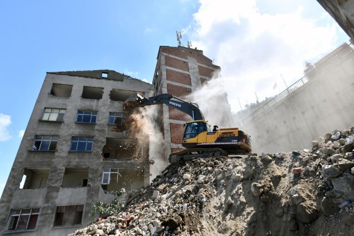 &Ccedil;&ouml;mlek&ccedil;i&rsquo;de yıkımlar yeniden başladı