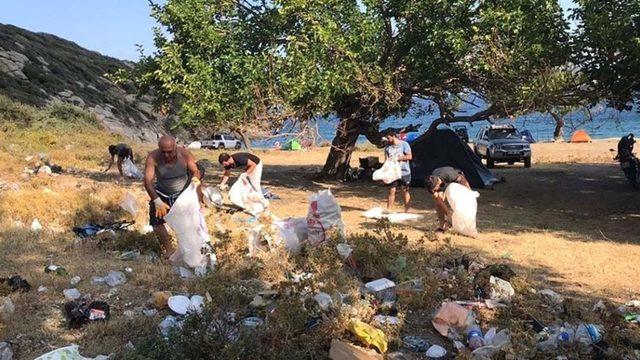 Erdekli vatandaş duyarsız tatilcilerin çöpünden dertli