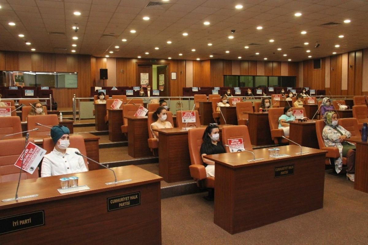 Kartal Belediyesinden personele &lsquo;Psikososyal Destek Eğitimi&rsquo;