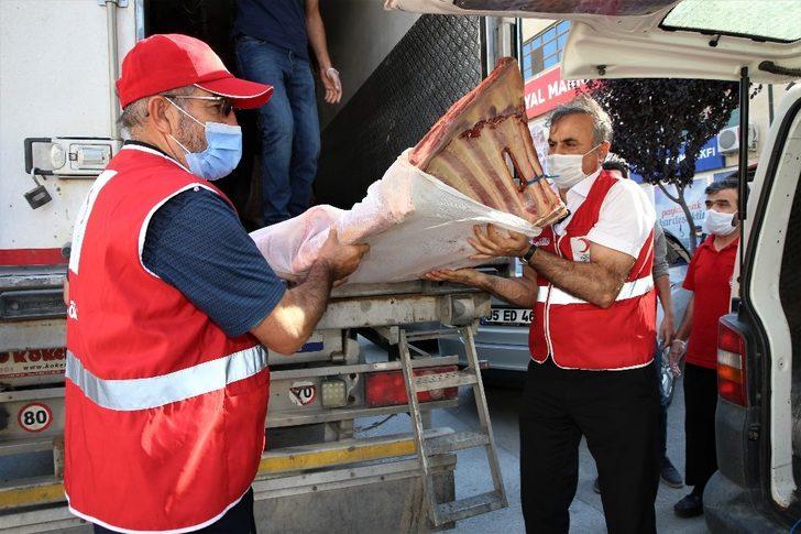 Aşevine 1 ton 800 kilo et bağışı G1