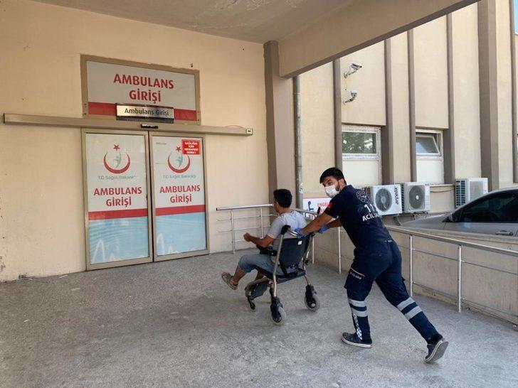 İki otomobil kafa kafaya çarpıştı: 6 yaralı G2