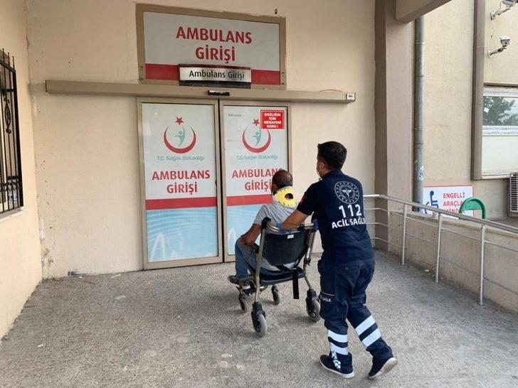 İki otomobil kafa kafaya çarpıştı: 6 yaralı G3