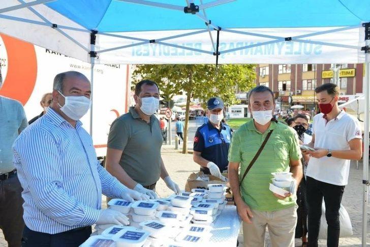 Başkandan aşure ikramı G1