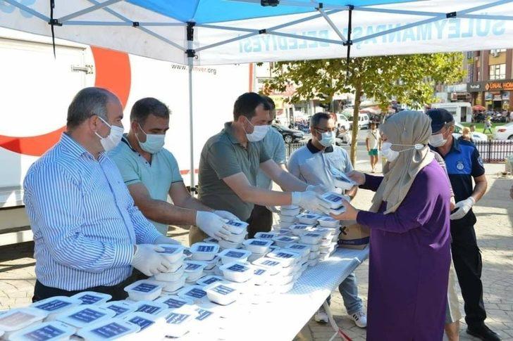 Başkandan aşure ikramı G3