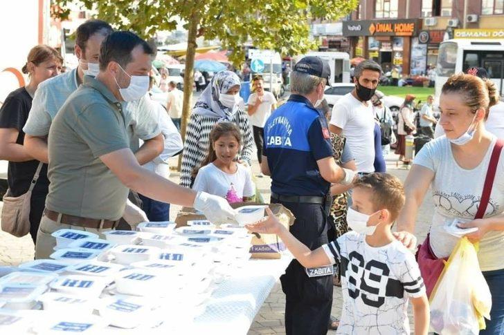 Başkandan aşure ikramı G4