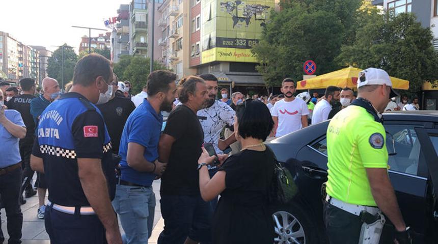 İzmit'te hareketli anlar! Polisten kaçarken otomobilden atladı