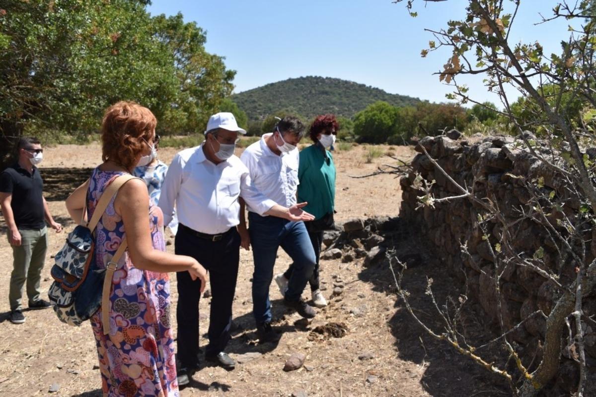 Başkan &Ccedil;er&ccedil;i Karaahmetli&rsquo;de incelemelerde bulundu