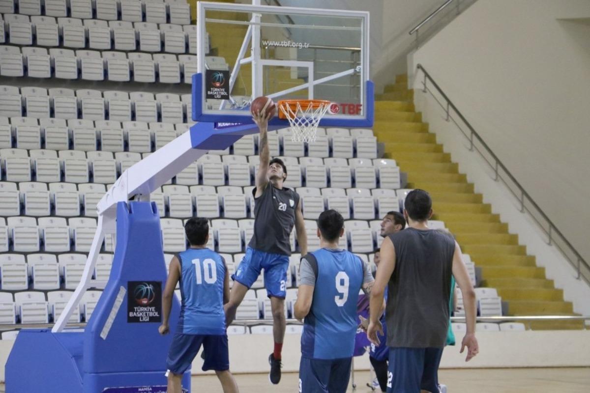 Manisa BBSK Basketbol takımı yeni sezon hazırlıklarını s&uuml;rd&uuml;r&uuml;yor