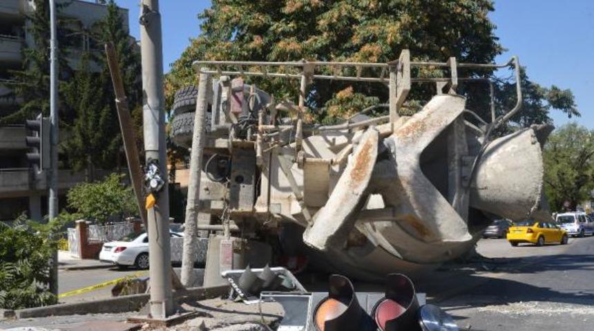 Ankara'da beton mikseri dehşet saçtı