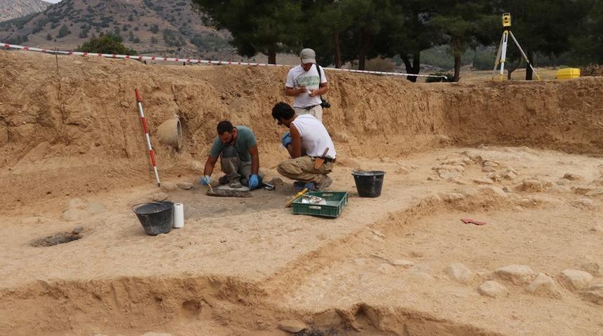 Amasya Üniversitesi’nden Denizli’deki kazı çalışmalarına destek