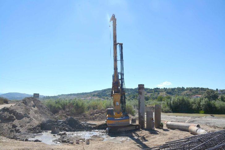 Sarıkaş Yaya Köprüsü’ne ilk harç döküldü G1