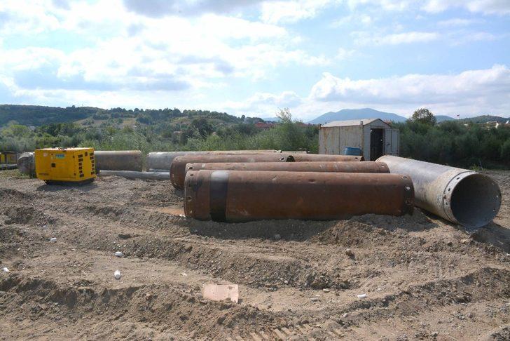 Sarıkaş Yaya Köprüsü’ne ilk harç döküldü G3