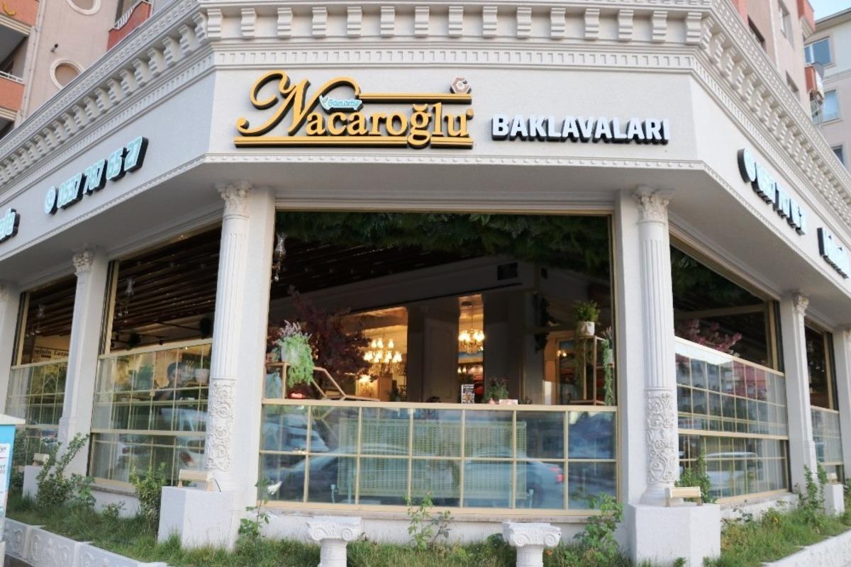 Nacaroğlu baklavaları 2 şubesi ile Van&rsquo;da hizmet veriyor