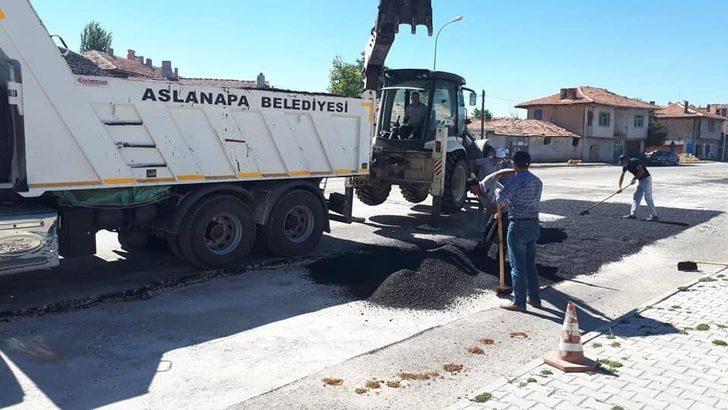 Aslanapa’da yol bakım çalışmaları G3