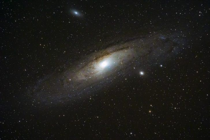 Nasa Andromeda Galaksisinin Halesini Haritalandirmayi Basardi Teknoloji Haberleri