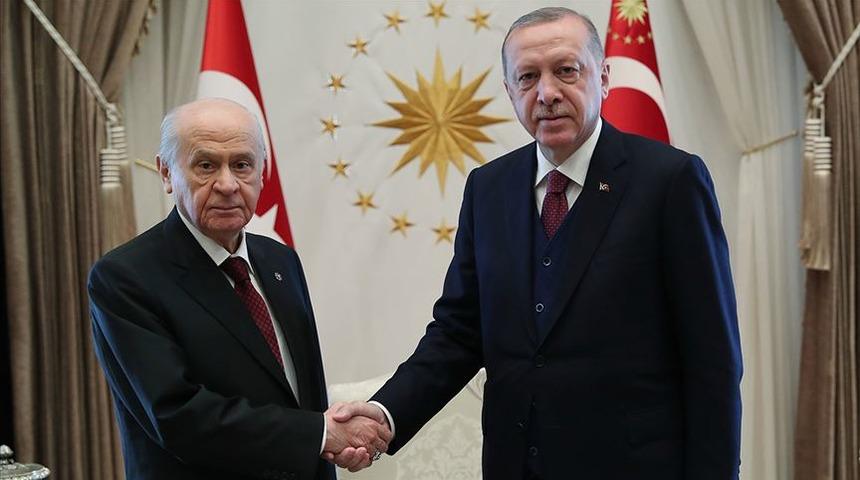 Adana'daki k&ouml;pr&uuml;ye ismi verilecekti! Bah&ccedil;eli'den flaş a&ccedil;ıklama: Erdoğan'ın ismi verilsin