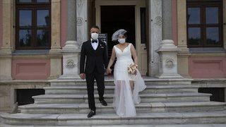 Düğün ve nikahlarda yiyecek içecek ikramı yapılıyor mu? Düğünlerde halay, oyun ve dans yasak mı?