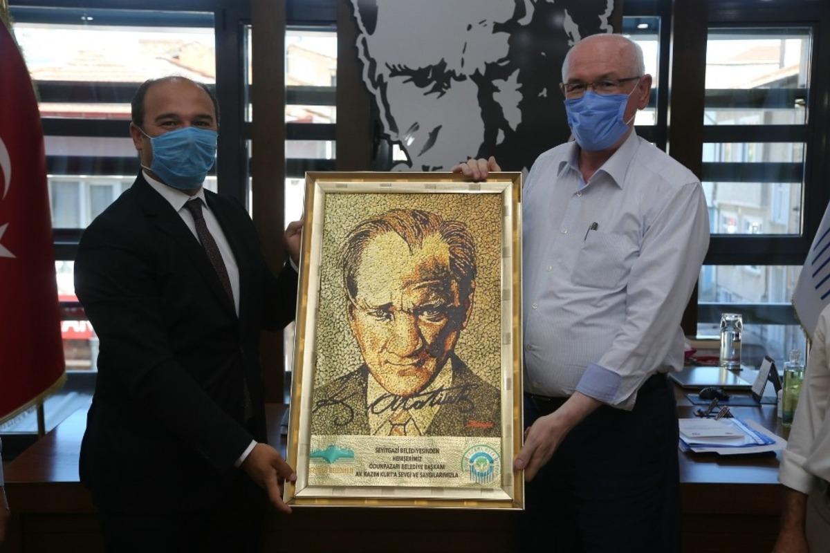 Kazım Kurt: &ldquo;Seyitgazi&rsquo;ye destek vermeye devam edeceğiz&rdquo;