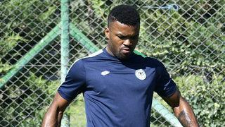 Konyaspor'da Samuel Eduok takımdan ayrı çalışıyor