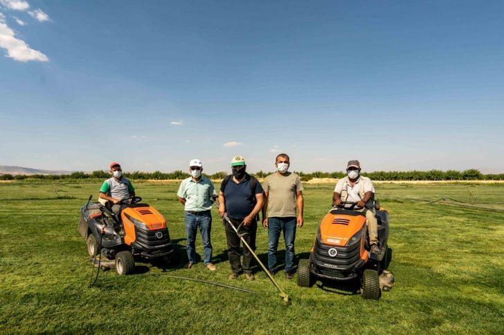 Kendi çimini üretiyorlar G3