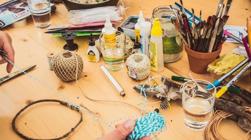 Plastik kaplarla yapılanlara inanamayacaksınız! Sepet, avize...