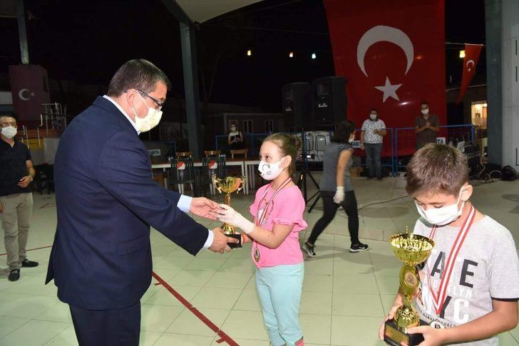 Çan Belediyesi oryantiring bilgi yarışmasında ödül töreni G3