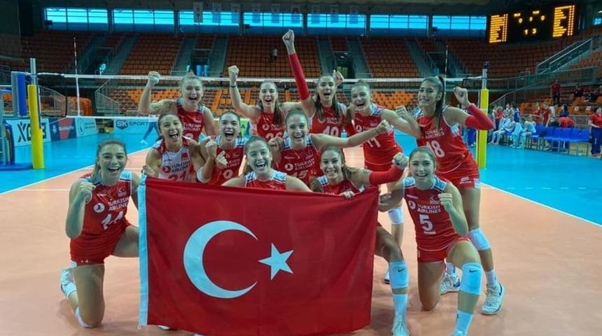 Ay-Yıldızlı kızlar, Avrupa Şampiyonası’nda finalde