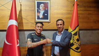 Yeni Malatyaspor, Christian Cueva'yı transfer etti
