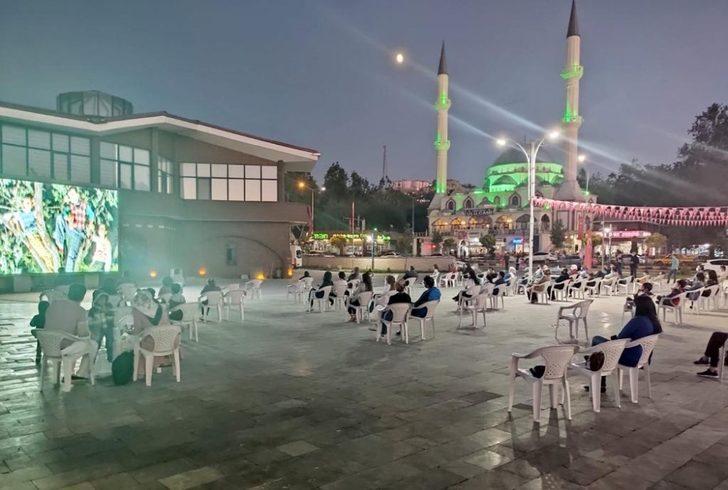 Van Gölü sahilin sinema keyfi G2