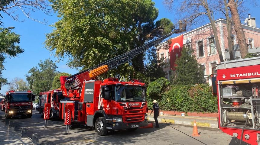 Beykoz'da &ouml;ğretmenevinde yangın paniği