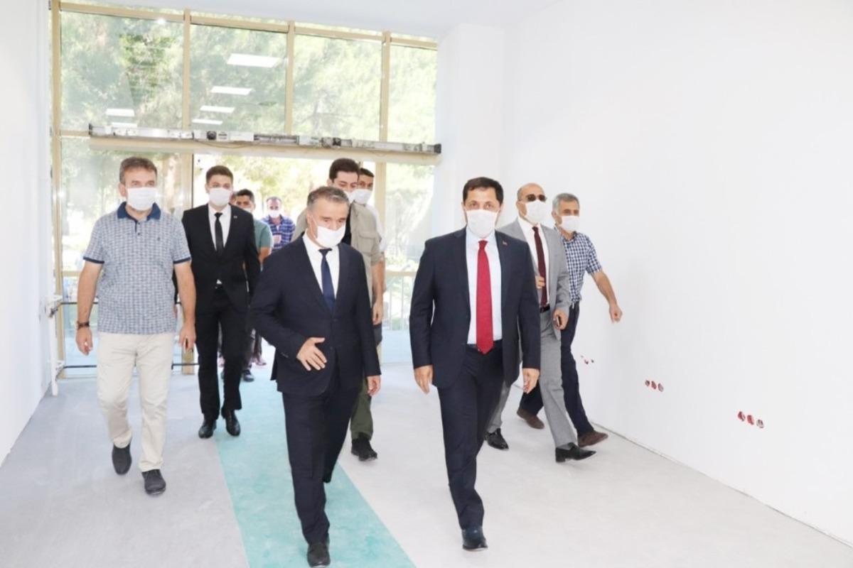 Amasya &Uuml;niversitesinden halka a&ccedil;ık k&uuml;t&uuml;phane