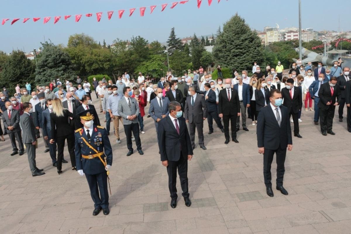 30 Ağustos zaferi &ccedil;elenk sunma t&ouml;reniyle kutlandı