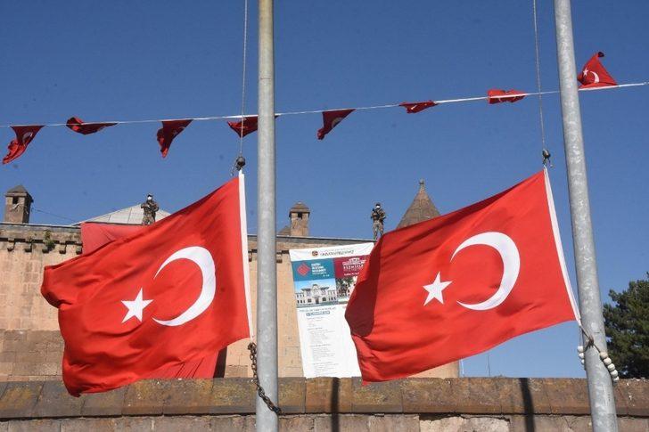 Bitlis’te 30 Ağustos Zafer Bayramı’nın 98. yılı G2