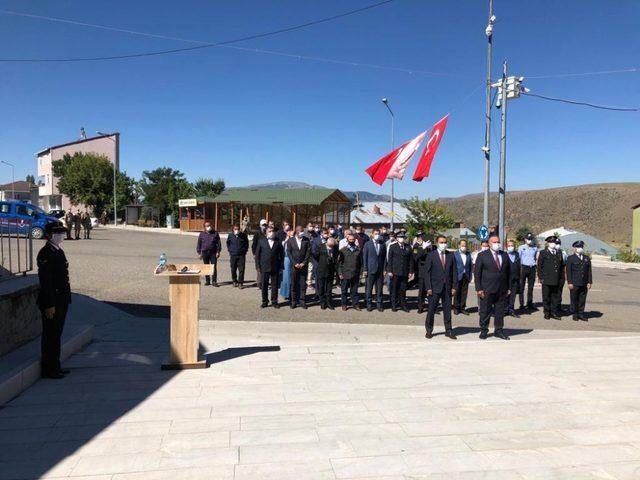 Zafer Bayramı Şenkaya’da törenle kutlandı