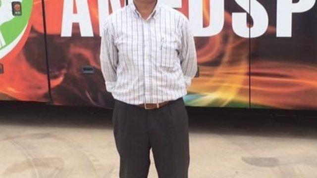 Üvey babasını 6 el ateş ederek öldürdü