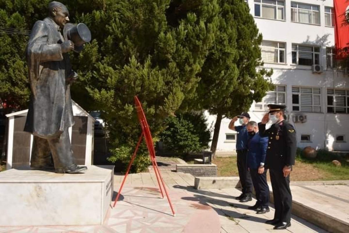 Manisa il&ccedil;elerinde Zafer Bayramı kutlandı